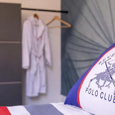 Fiume E メナッジョ