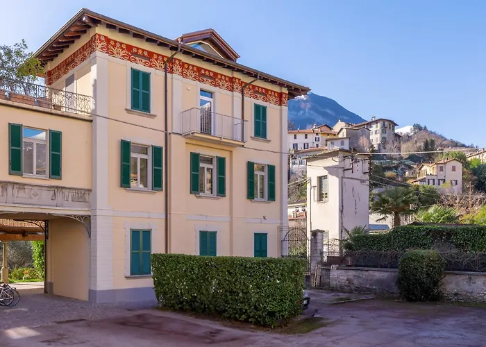 Fiume E Apartamento Menaggio